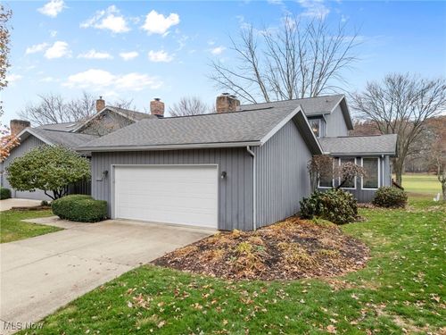 3a-2111 Prestwick Dr, Uniontown, OH, 44685-8834 | Card Image