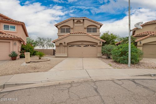 2901 E Woodland Dr, Phoenix, AZ, 85048-7762 | Card Image