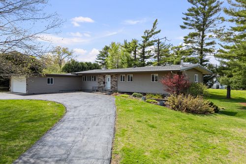 237 Birch Pl, Kewanee, IL, 61443-3301 | Card Image