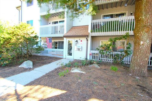 2412-2412 Franklin Crossing Rd, Franklin, MA, 02038-2996 | Card Image