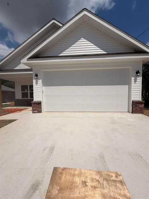 2107 Sulton Street, Malvern, AR, 72104 | Card Image