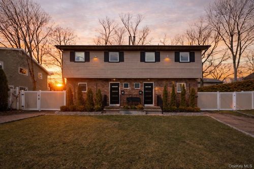 12 Sneden Ct, Spring Valley, NY, 10977-3934 | Card Image