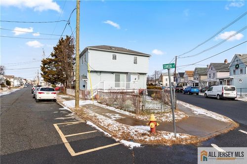 1 Stanton St, South River, NJ, 08882-1626 | Card Image