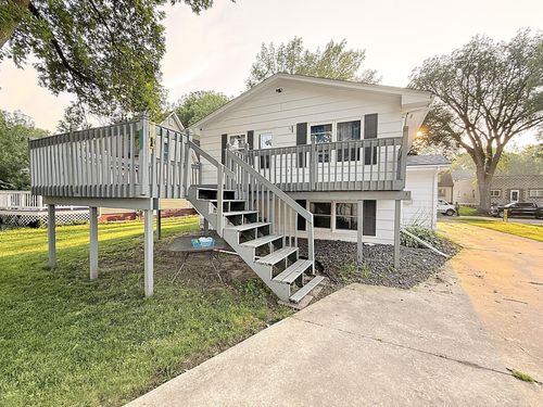 116 N 8th St, Montevideo, MN, 56265-1820 | Card Image