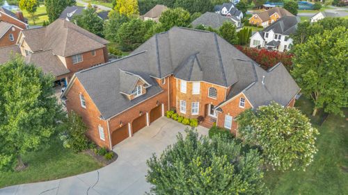 7452 Splendid View Dr, Ooltewah, TN, 37363-7102 | Card Image
