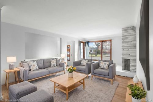 16185 Stricker Ave, Eastpointe, MI, 48021-3631 | Card Image