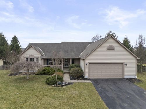 7800 Narrow Leaf Ct, Blacklick, OH, 43004-6047 | Card Image