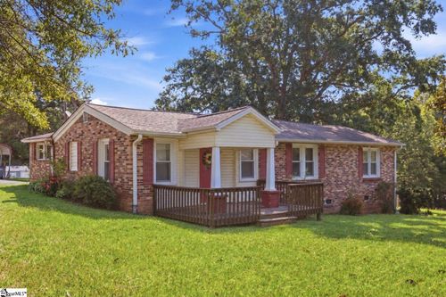 4 Fowler St, Liberty, SC, 29657-1614 | Card Image