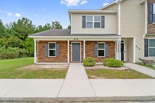 414 Glenhaven Ln, Jacksonville, NC, 28546-8431 | Card Image
