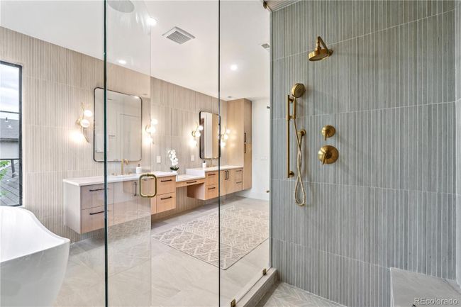 1238 S Saint Paul St, House other with 4 bedrooms, 6 bathrooms and 3 parking in Denver CO | Image 33