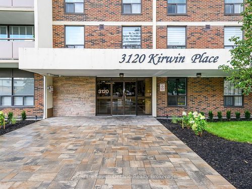 1109-3120 Kirwin Ave, Mississauga, ON, L5A3R2 | Card Image
