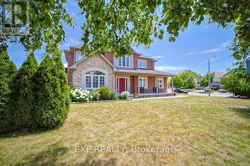 2 Carlson Pl, Bowmanville, ON, L1C5P6 | Card Image