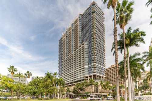 918-223 Saratoga Rd, Honolulu, HI, 96815-1942 | Card Image