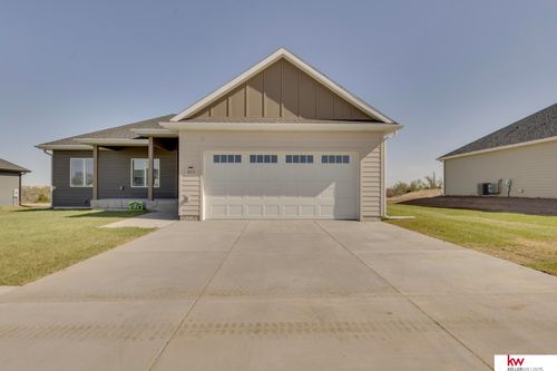 811 W S St, Mccook, NE, 69001-2646 | Card Image