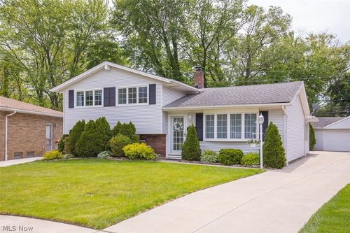361 Skyview Road, Cleveland, OH, 44109 | Card Image