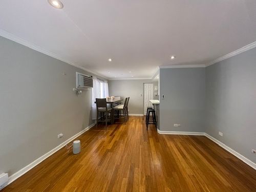 apt-2w-6650 W 64th Pl, CHICAGO, IL, 60638-4944 | Card Image