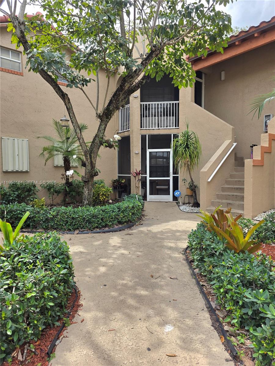 Residential in Pembroke Pines 5