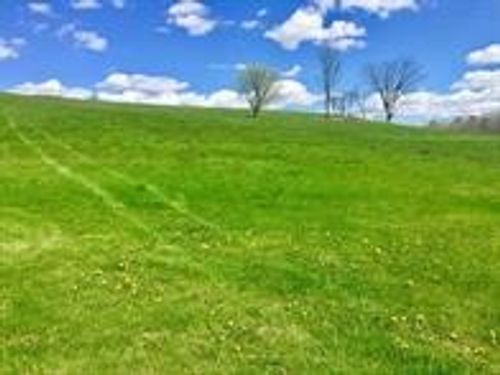 226 Amber View St, MENOMONIE, WI, 54751-1704 | Card Image