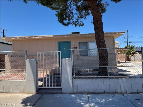 1815 Evelyn Ave, Henderson, NV, 89011-4218 | Card Image