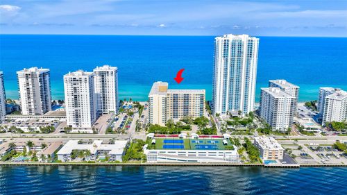 ph-33-2501 S Ocean Dr, Hollywood, FL, 33019-2635 | Card Image