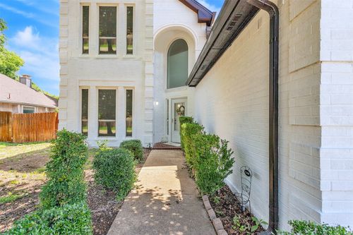 2806 Wandering Oak Dr, Corinth, TX, 76208-4810 | Card Image