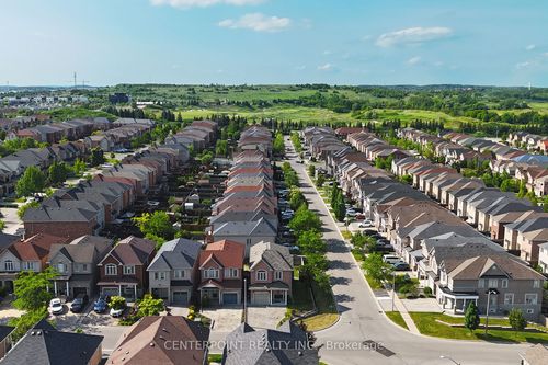 58 Sand Valley St, Maple, ON, L6A4H3 | Card Image