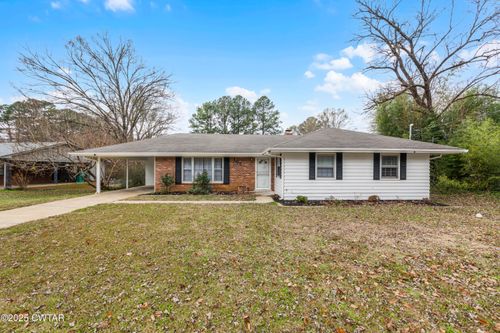 105 Montclair Dr, Jackson, TN, 38301-3876 | Card Image