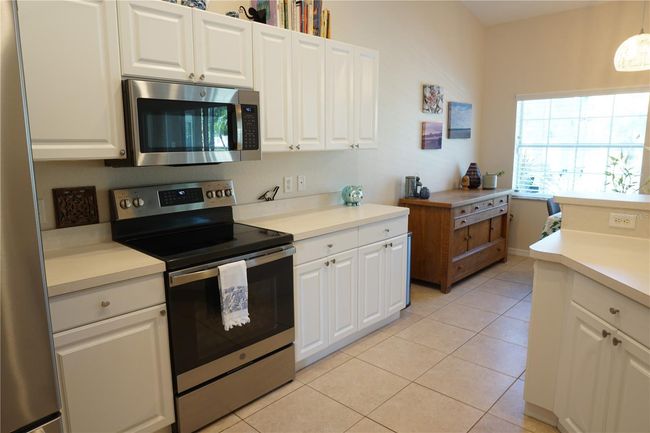 Kitchen | Image 17