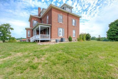 2888 Bardstown Road, House other with 4 bedrooms, 2 bathrooms and null parking in Springfield KY | Image 3