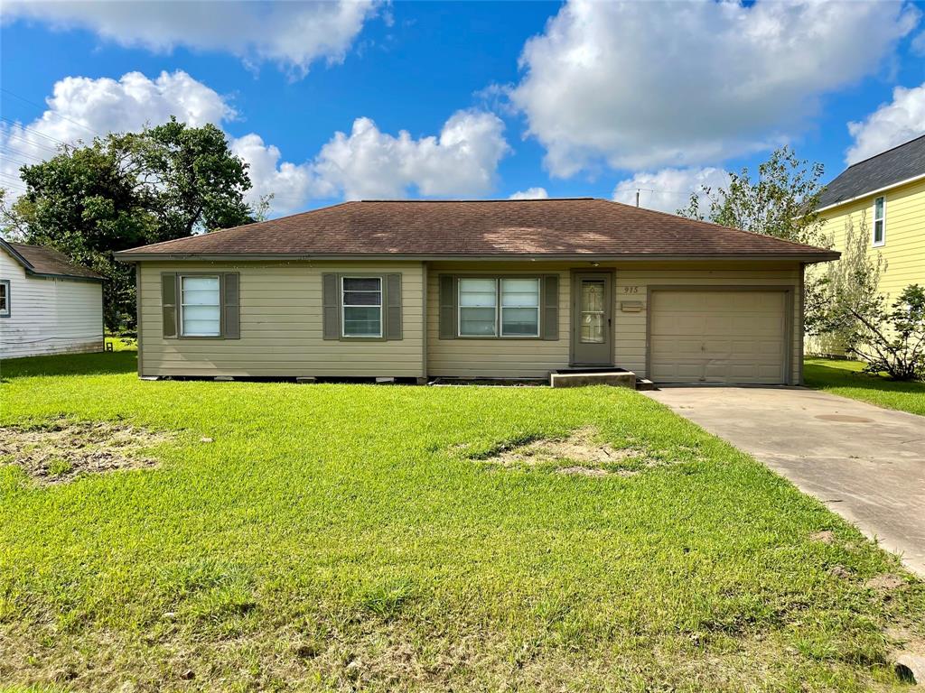 Avenue C , Freeport, TX 77541