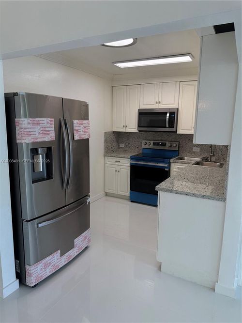 101-1625 Se 10th Ave, Fort Lauderdale, FL, 33316-2969 | Card Image