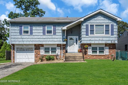 1517 Dock Pl, Point Pleasant Boro, NJ, 08742-4811 | Card Image