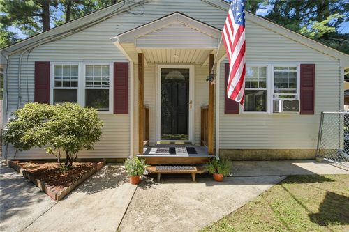 19 Sunset Ave, Coventry, RI, 02816-4356 | Card Image