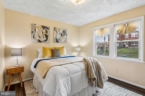 147 Denison St, BALTIMORE, MD, 21229-3015 | Card Image