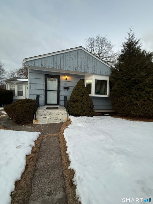 30 Twin Brook Rd, Hamden, CT, 06514-3723 | Card Image