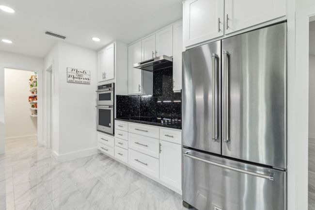 930 Shady Meadow Ct, House other with 4 bedrooms, 3 bathrooms and null parking in Copper Canyon TX | Image 10