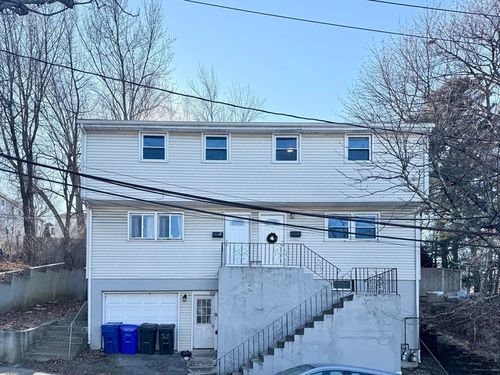 5 N Crescent Circuit, Boston, MA, 02135-3058 | Card Image
