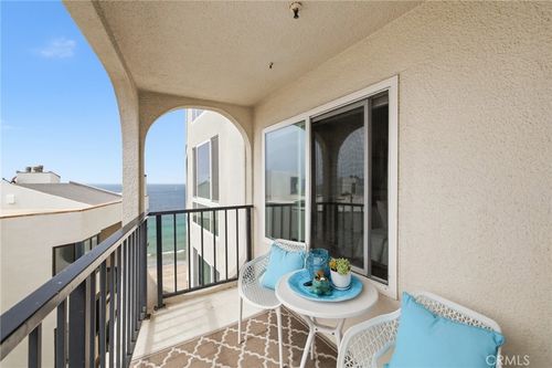 312-565 Esplanade, Redondo Beach, CA, 90277-3639 | Card Image