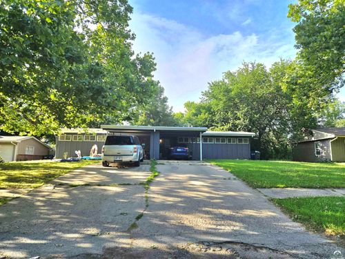 3002 & 3004 W 7th Street, Lawrence, KS, 66049 | Card Image