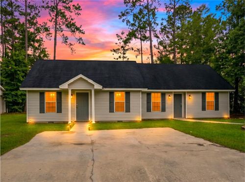3201 Tyndall Dr, Valdosta, GA, 31602-5492 | Card Image