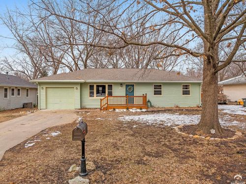 1628 E 18th Ter, Lawrence, KS, 66044-4424 | Card Image