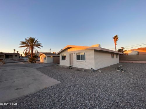 102-3030 Winterhaven Dr, Lake Havasu City, AZ, 86404-3243 | Card Image