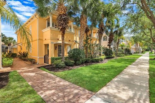 15348 Latitude Dr, BONITA SPRINGS, FL, 34135-8561 | Card Image