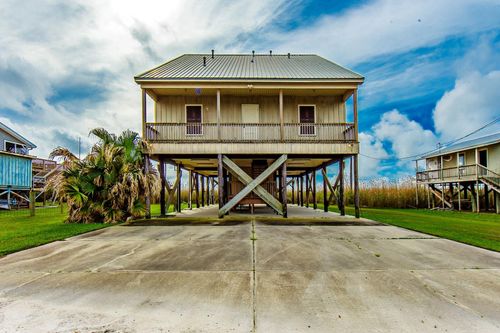 3365 Bayou Dularge Rd, Theriot, LA, 70397-9750 | Card Image