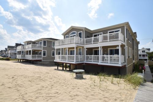 apt-4-239-4 Beachfront, Manasquan, NJ, 08736-3371 | Card Image