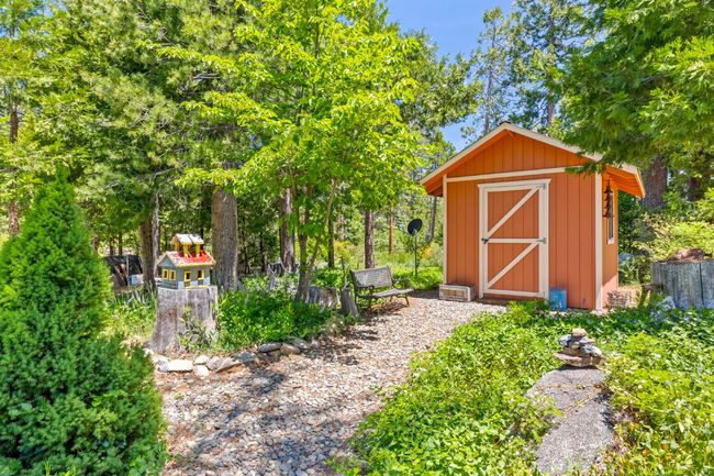 24315 Sugar Pine Rd, House other with 3 bedrooms, 3 bathrooms and 2 parking in Twain Harte CA | Image 34