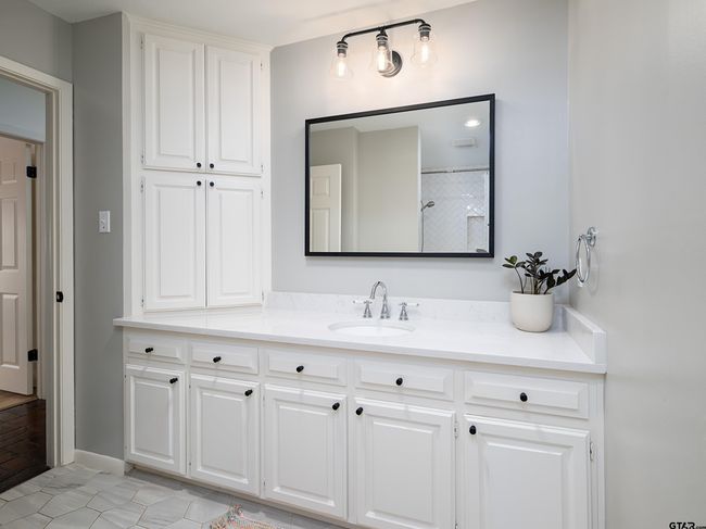 6019 Redcoat Ln, House other with 4 bedrooms, 2 bathrooms and null parking in Tyler TX | Image 22