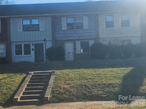 252 5th Ave Ne, Hickory, NC, 28601-5027 | Card Image