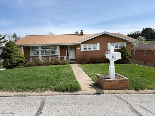 213 Stardust Dr, Wintersville, OH, 43953-3751 | Card Image