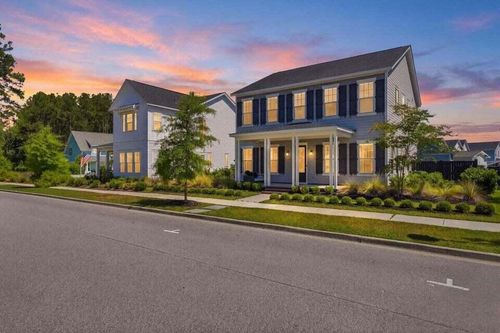 510 Foxtail Park St, Summerville, SC, 29486-8310 | Card Image